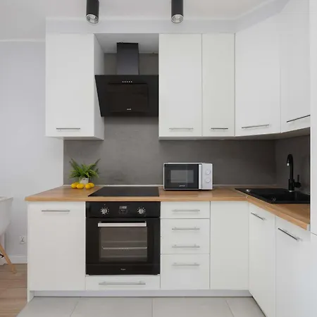 Apartamento Air Conditioned In Strict Center With Balcony By Renters *